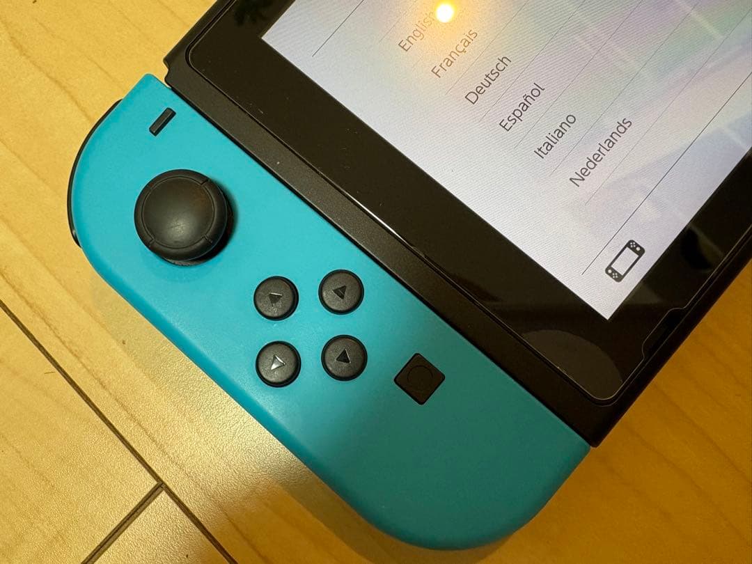 青*樹様 Nintendo Switch ネオンブルー/レッド 本体