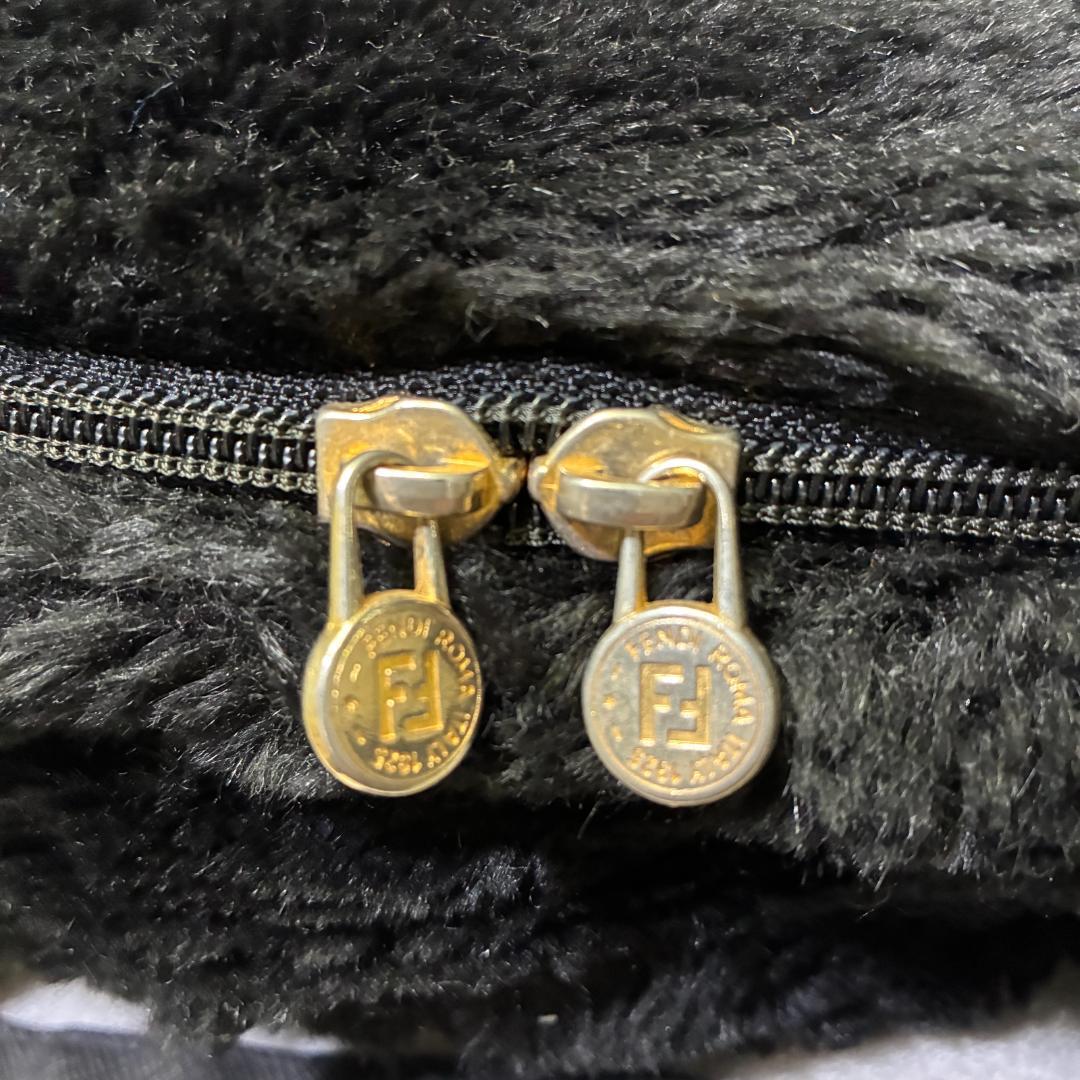 FENDI ファー 大判ロゴ ボア フリース トートバッグ ブラック 状態良