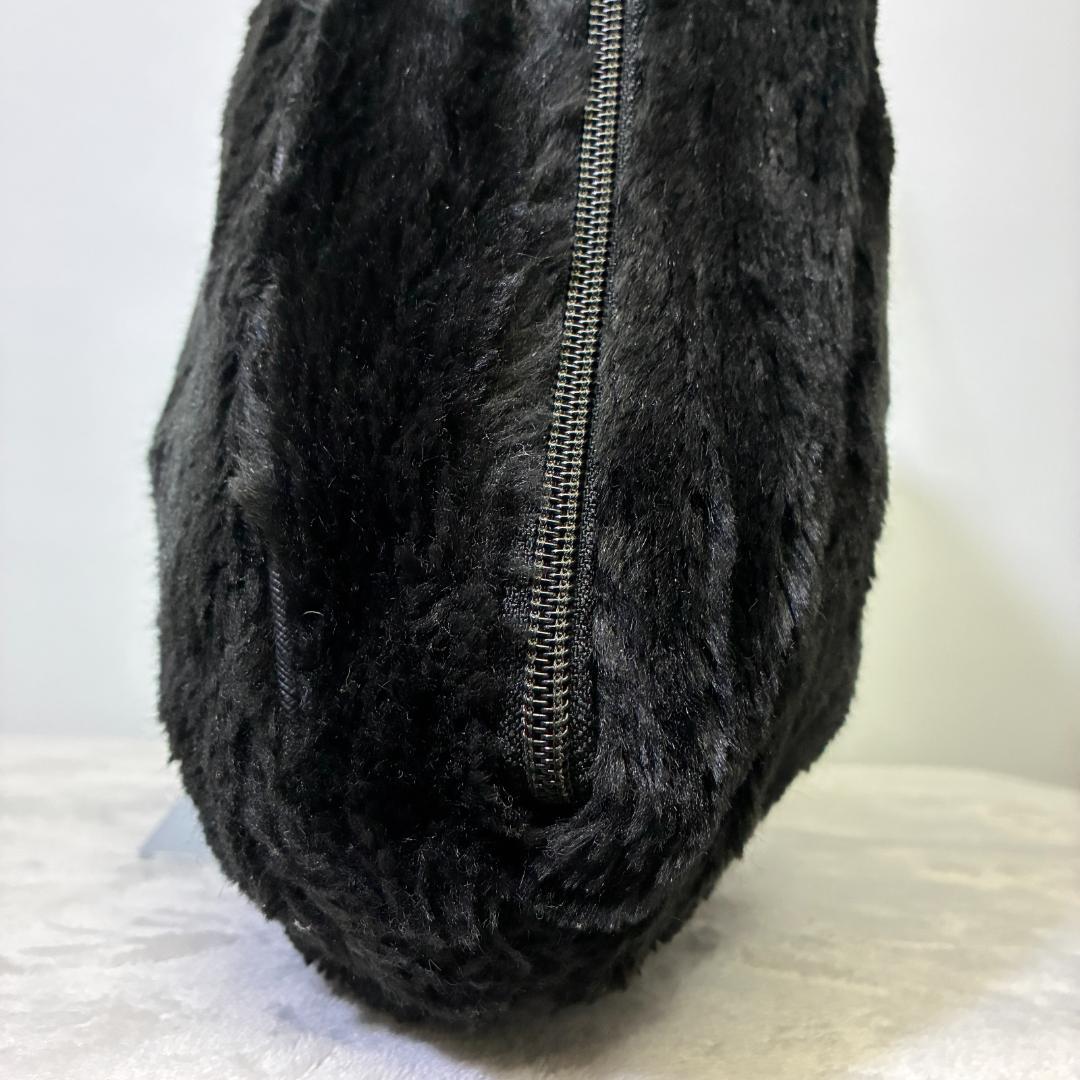 FENDI ファー 大判ロゴ ボア フリース トートバッグ ブラック 状態良