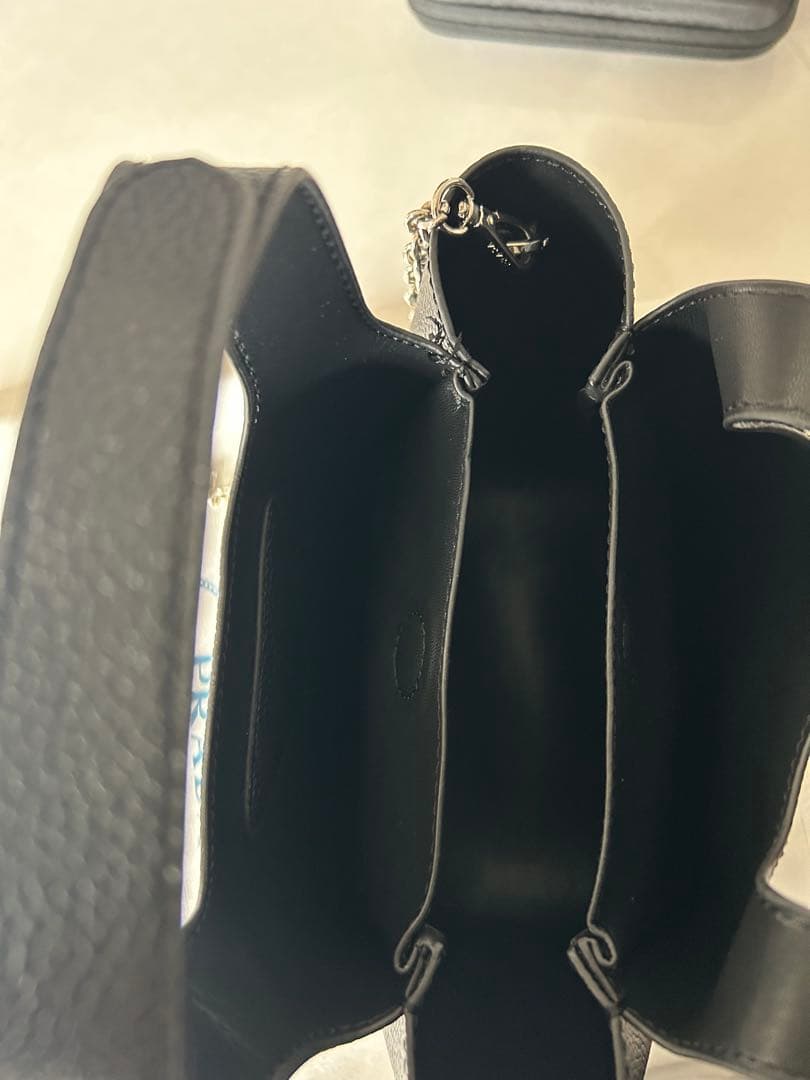 ❤️PRADA❤️ノベルティ❤️ハンドバッグ❤️ショルダーチェーン付❤️