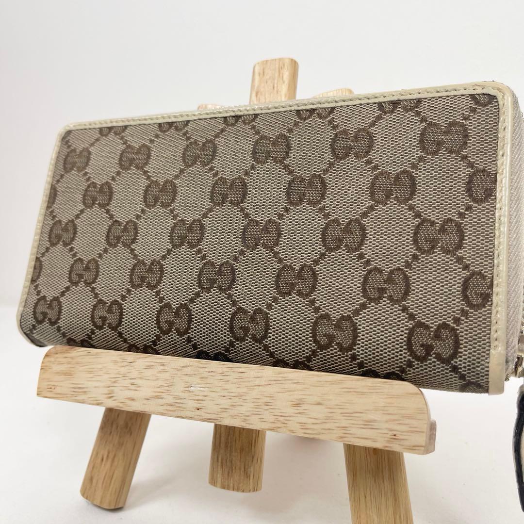 グッチ　極美品　総柄　ラウンドファスナー　キャンバス　GGロゴ　プレート　長財布