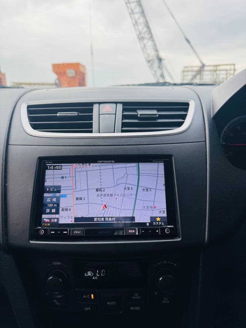 カーナビ PIONEER AVIC-RZ501