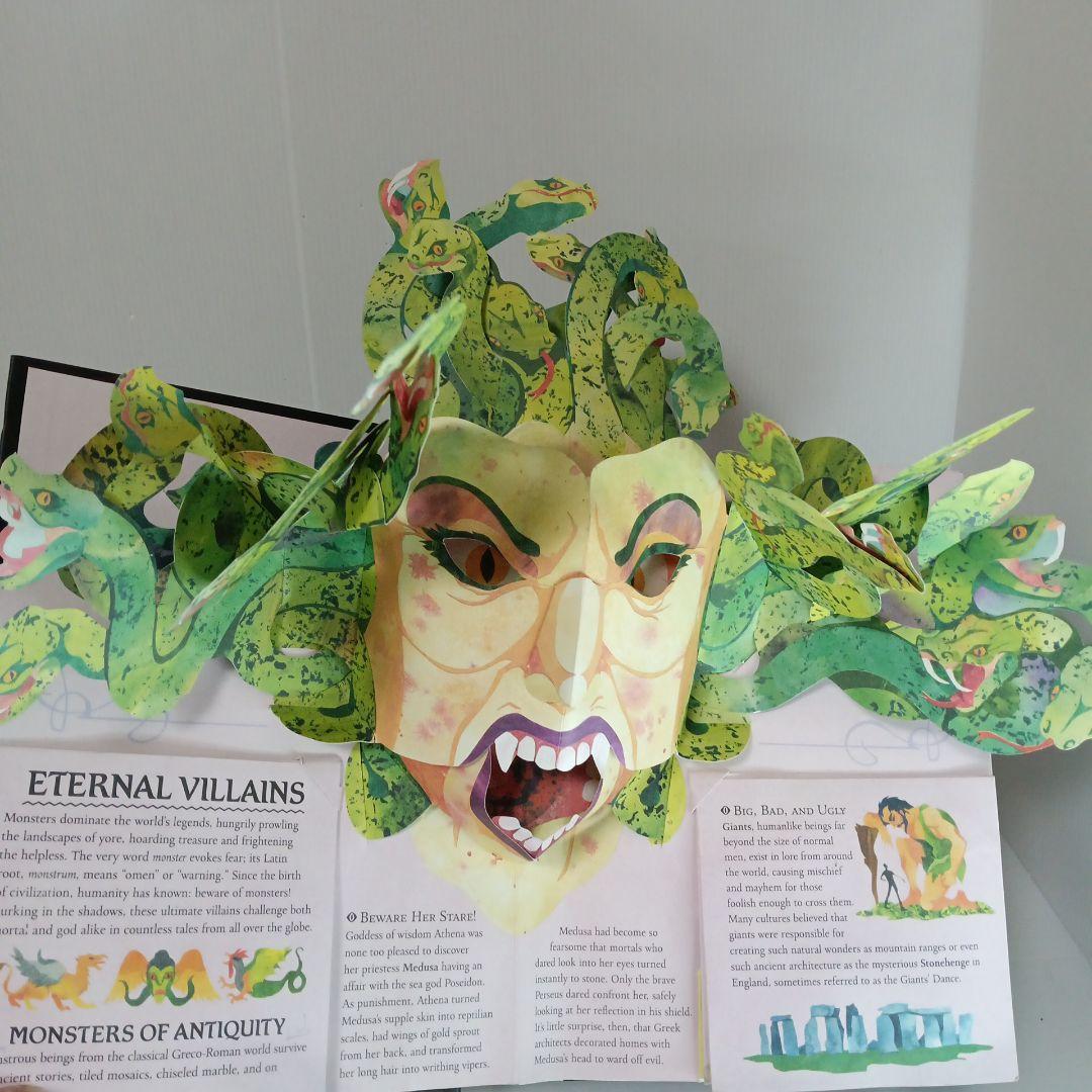 【洋書しかけ絵本】Dragons and Monsters ドラゴンとモンスター