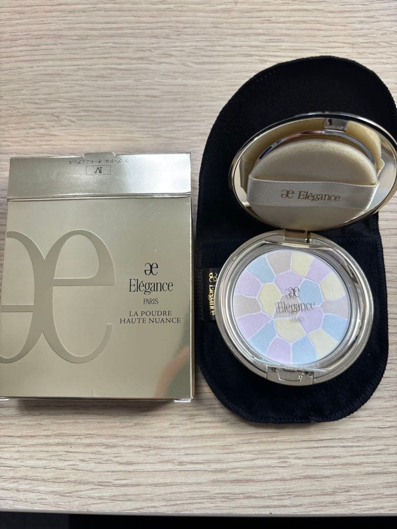 エレガンスラプードルオートニュアンスⅣ8.8g 本体パフ付き