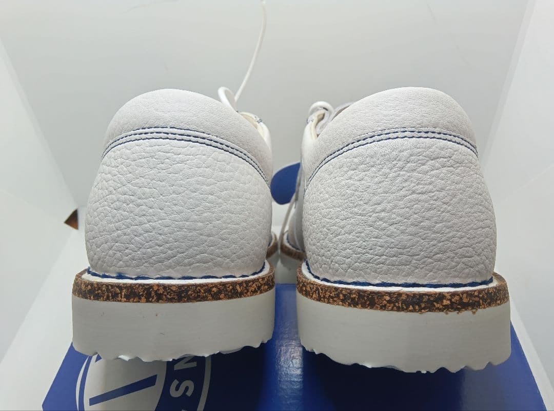 モ*ん様 新品ビルケンシュトックパサディナ白ホワイトレザー本革42