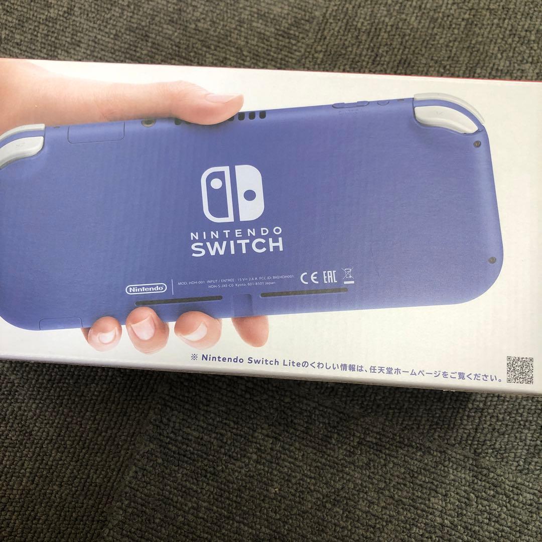 Nintendo Switchライト　ブルー