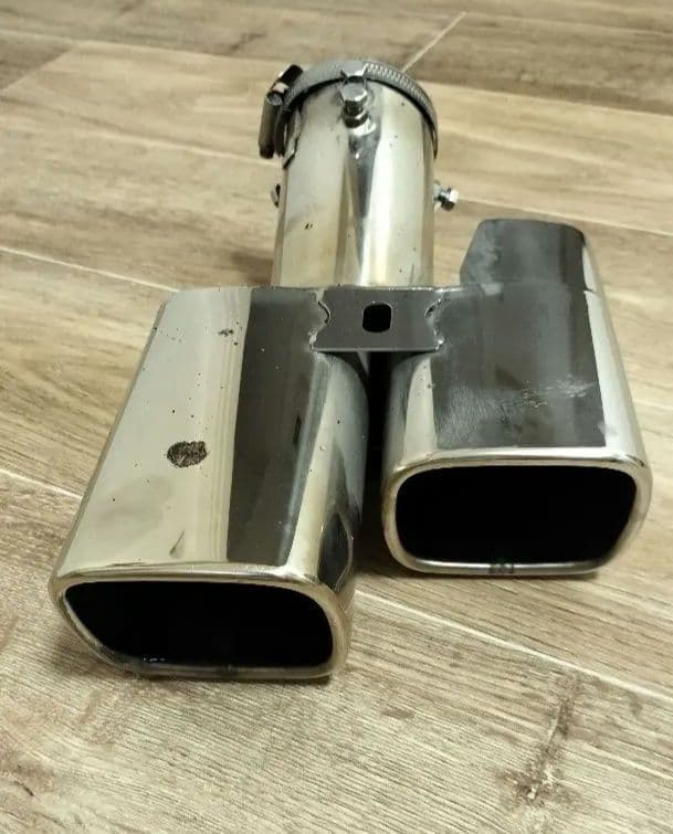 デュアルテールエンドマフラーカッター モデリスタ 60ハリアー