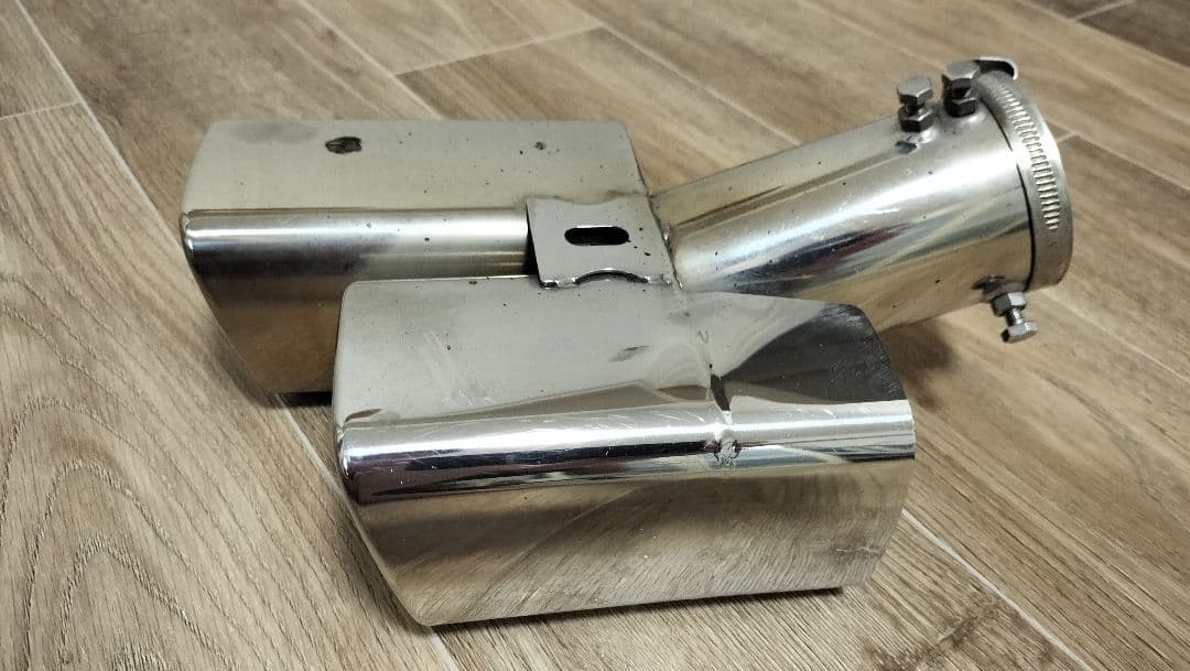 デュアルテールエンドマフラーカッター モデリスタ 60ハリアー