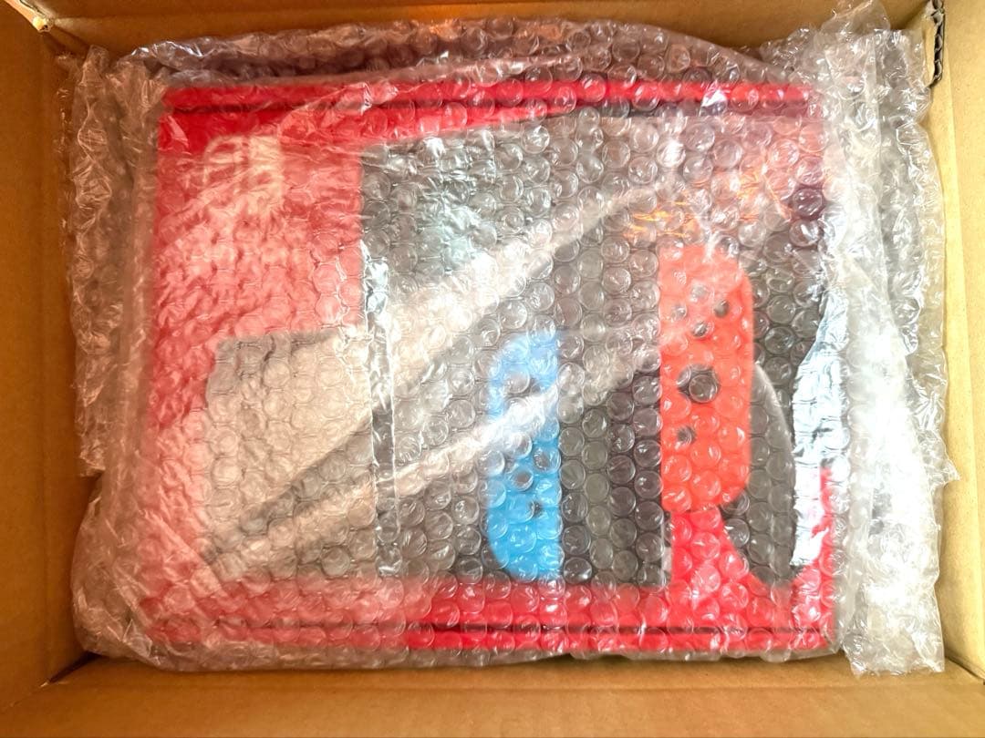 新品未開封！Nintendo Switch ネオンブルー/レッド