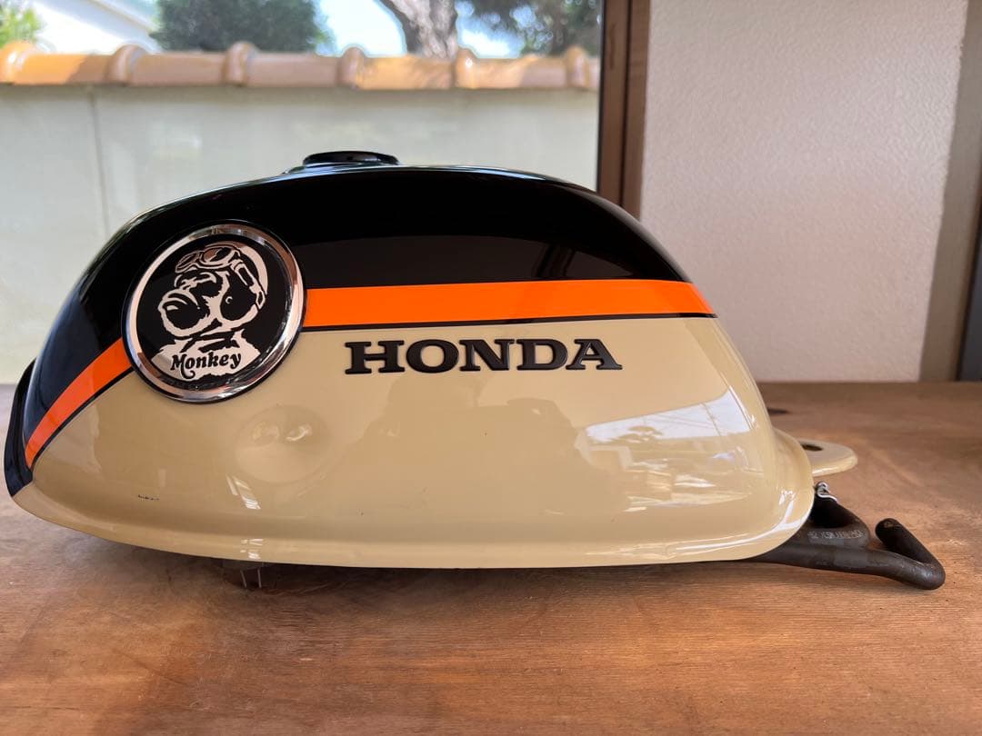 HONDA Monkey 燃料タンク　ホンダモンキー
