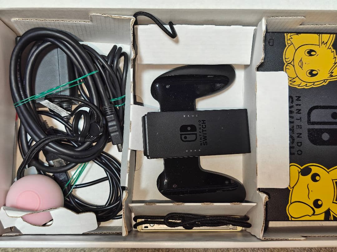 動作良好　switch 本体 ピカチュウ　モンスターボールplus