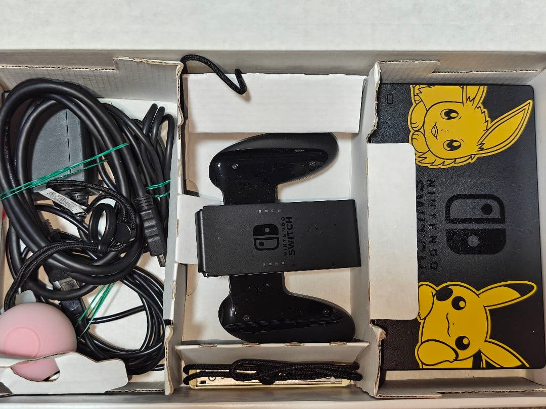 動作良好　switch 本体 ピカチュウ　モンスターボールplus