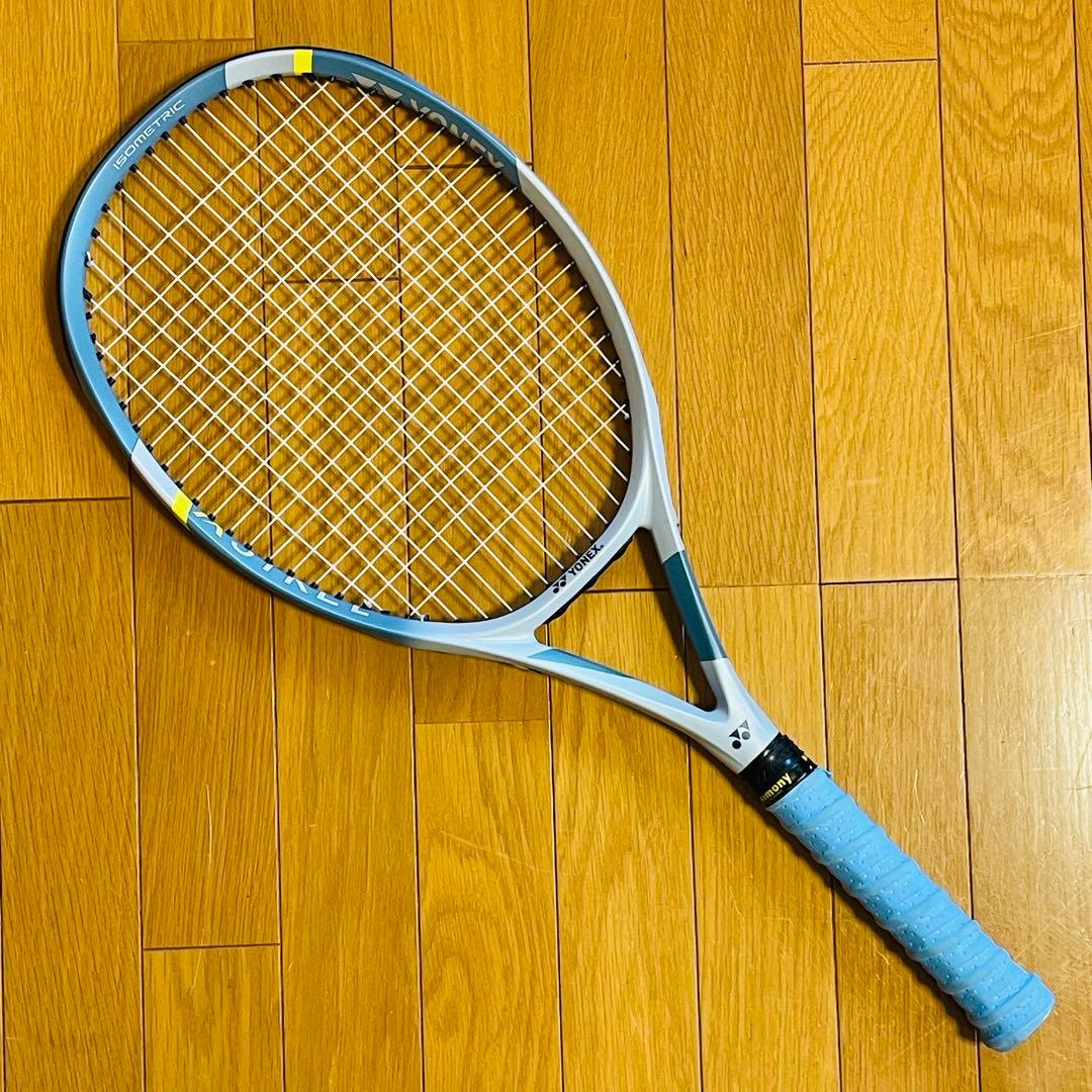 【極美品】YONEXヨネックス ASTREL100 アストレル 2023年モデル