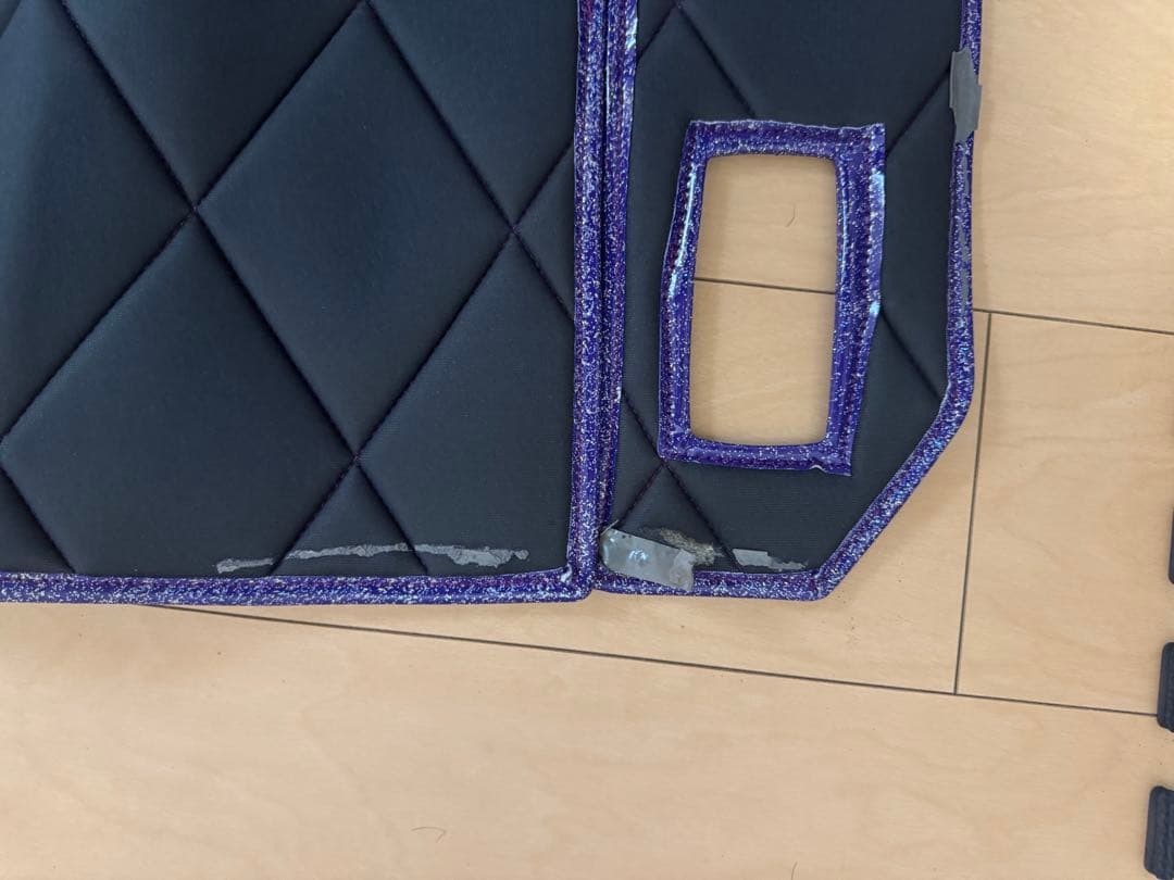 ダッシュマット　紫色　令和5年いすゞ4t フォワード