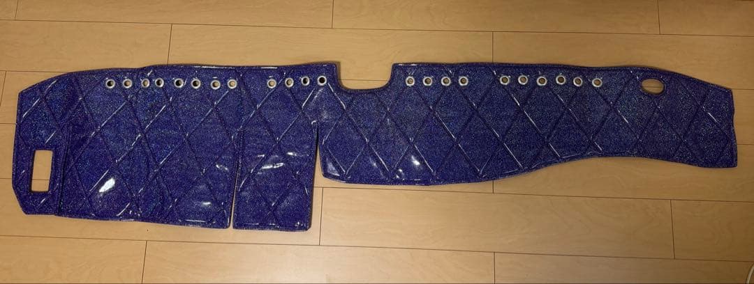 ダッシュマット　紫色　令和5年いすゞ4t フォワード