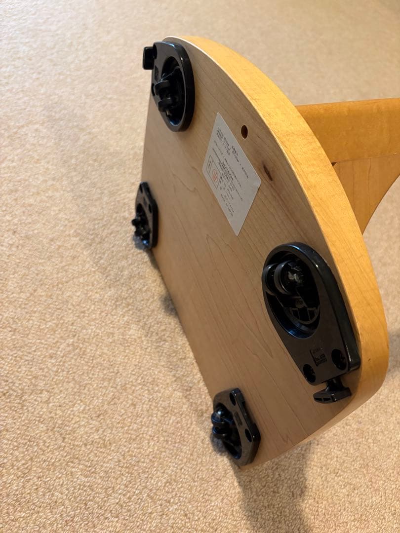 木製サイドテーブル 調整可能