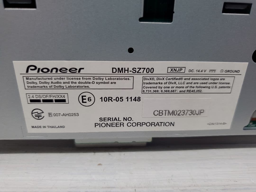 Pioneer パイオニア ディスプレイオーディオ DMH-SZ700