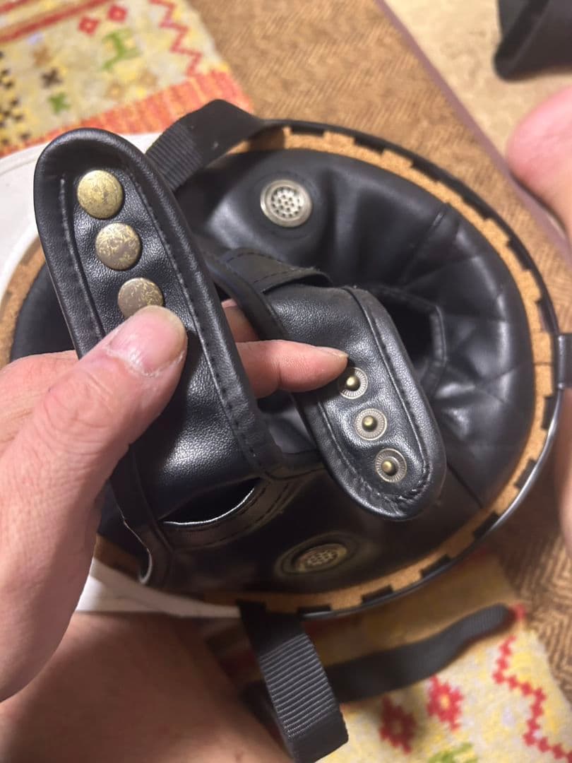 アイボリー日照コルク3つボタン