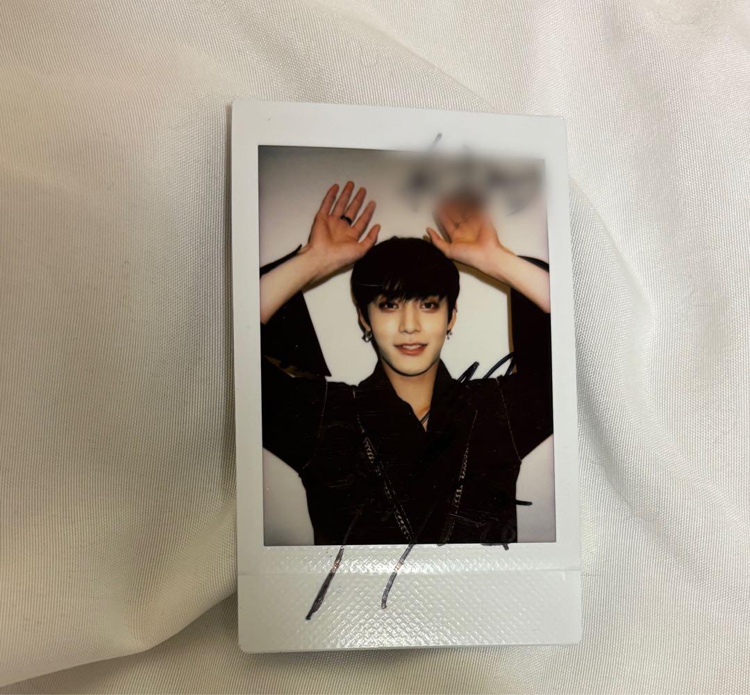 김지웅　KimJiWoong キムジウン Bit サイン入り チェキ