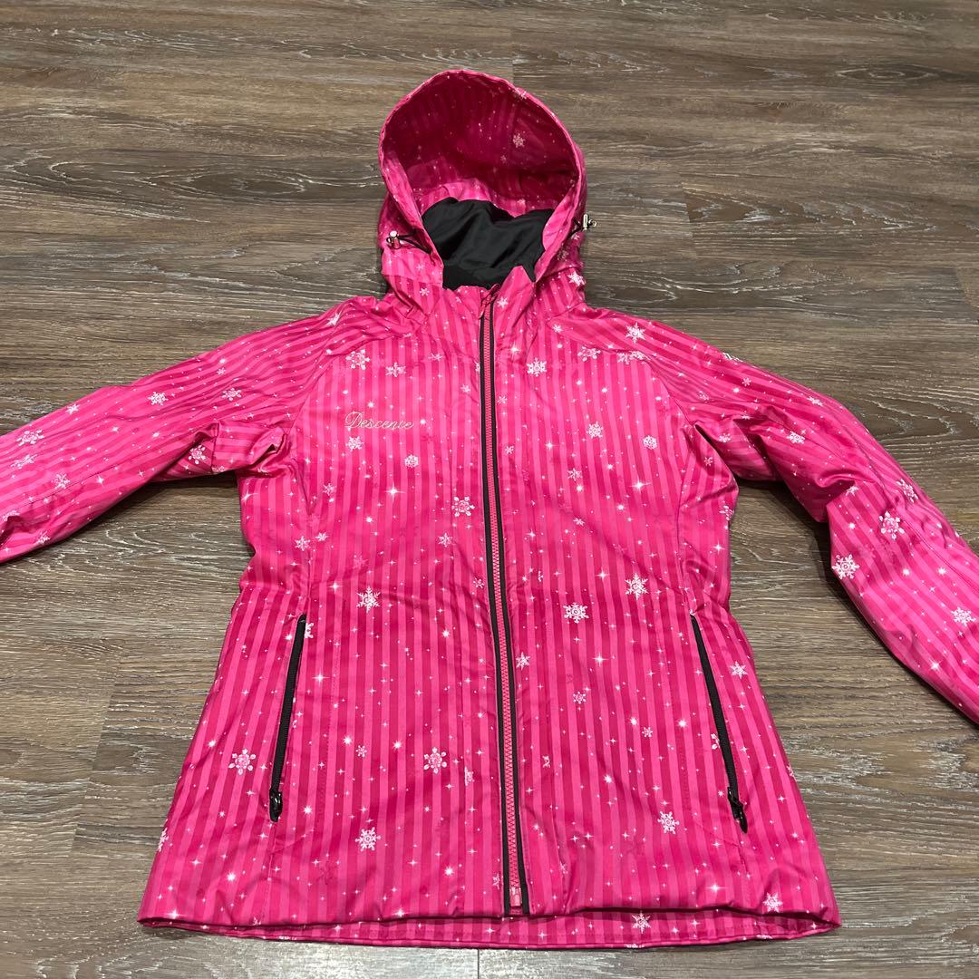 デサント 160 M美品　スキーウェア　レディース　女性　セットアップ