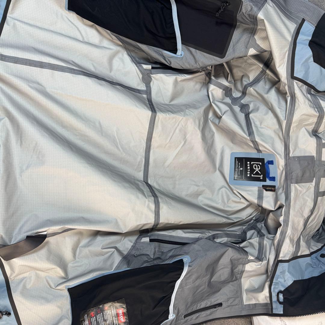 新品未使用　タグ付　Burton akタスク GORE-TEX PRO 3L