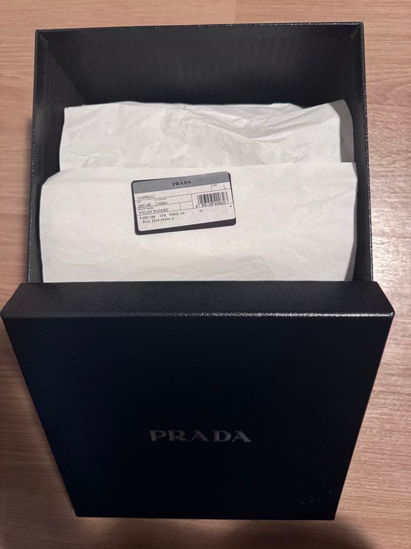 PRADA ブラック ナイロンビーニー Lサイズ