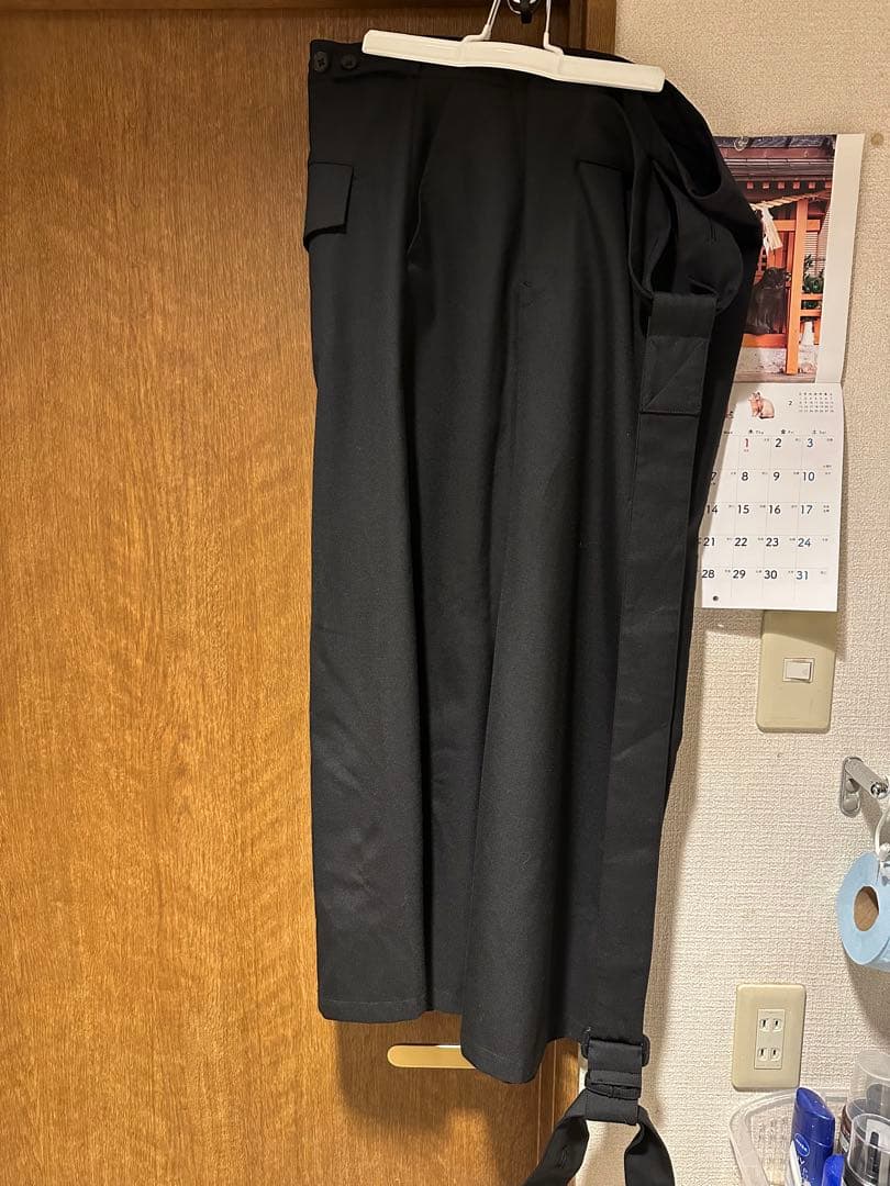 ground y ワンショルダーパンツ