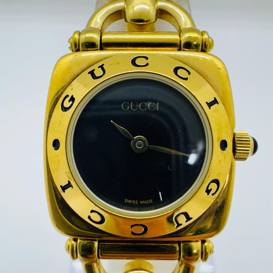 ✨GUCCI✨6400L✨黒文字盤✨ゴールド✨クオーツ✨腕時計✨箱・付属品付き✨