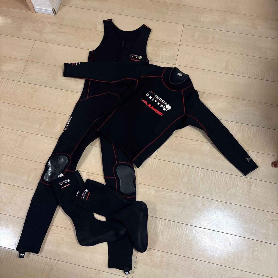 mazume ウェットスーツ 上着・パンツ・靴下セット
