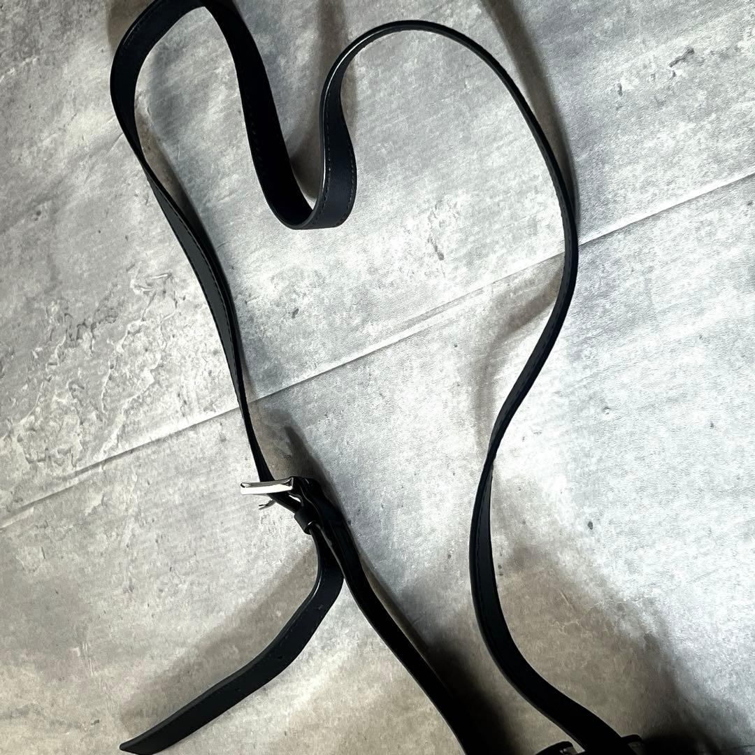 未使用 完売品　ケイトスペード カゴバック カメラ ショルダーバッグ　シルバー