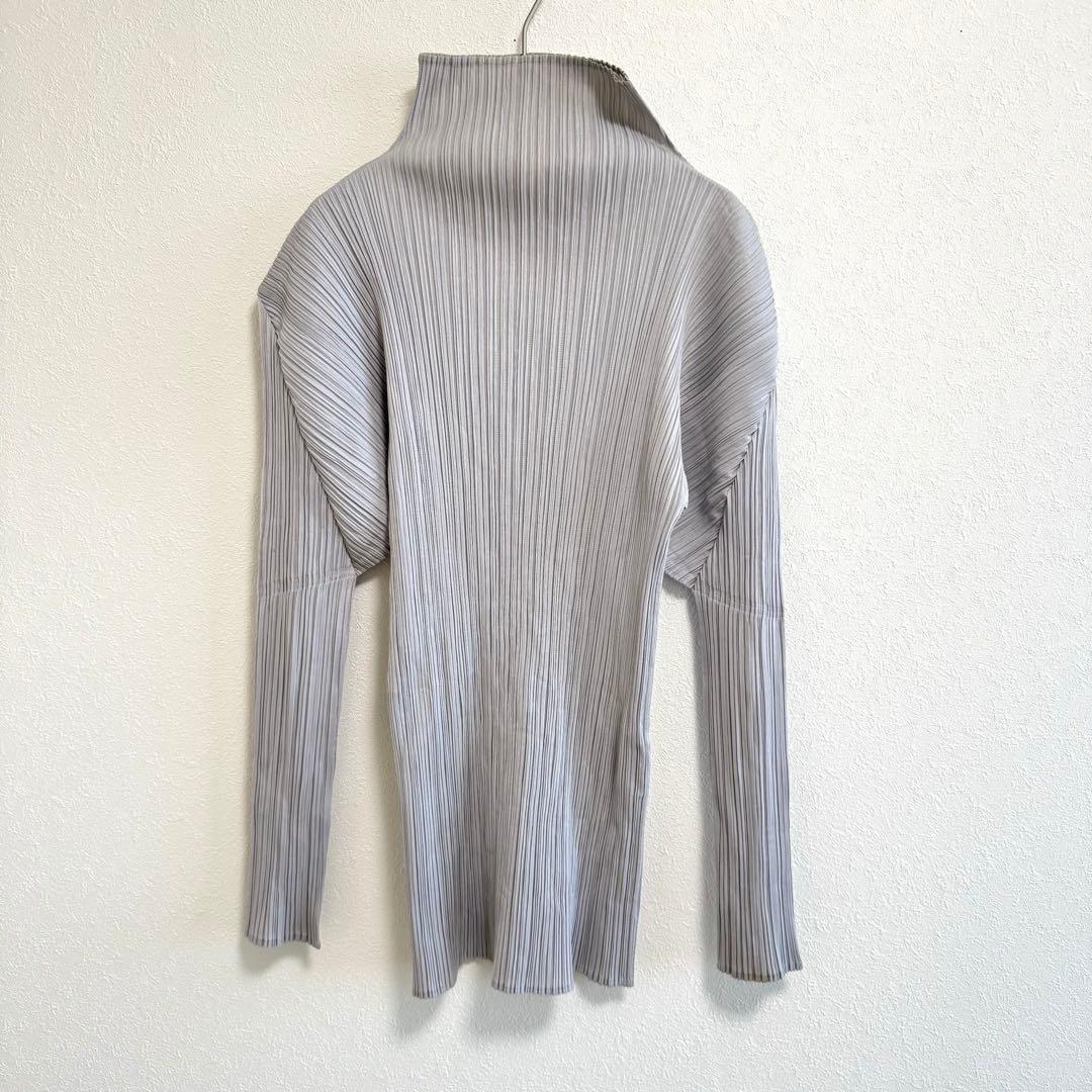 ISSEY MIYAKE プリーツ　長袖　ハイネック　グレー　オーバーサイズ