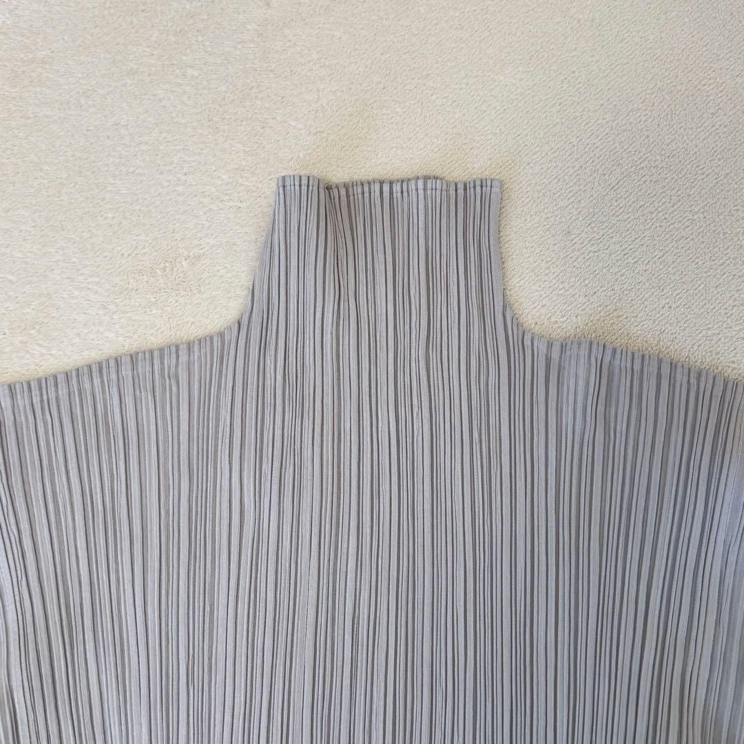 ISSEY MIYAKE プリーツ　長袖　ハイネック　グレー　オーバーサイズ