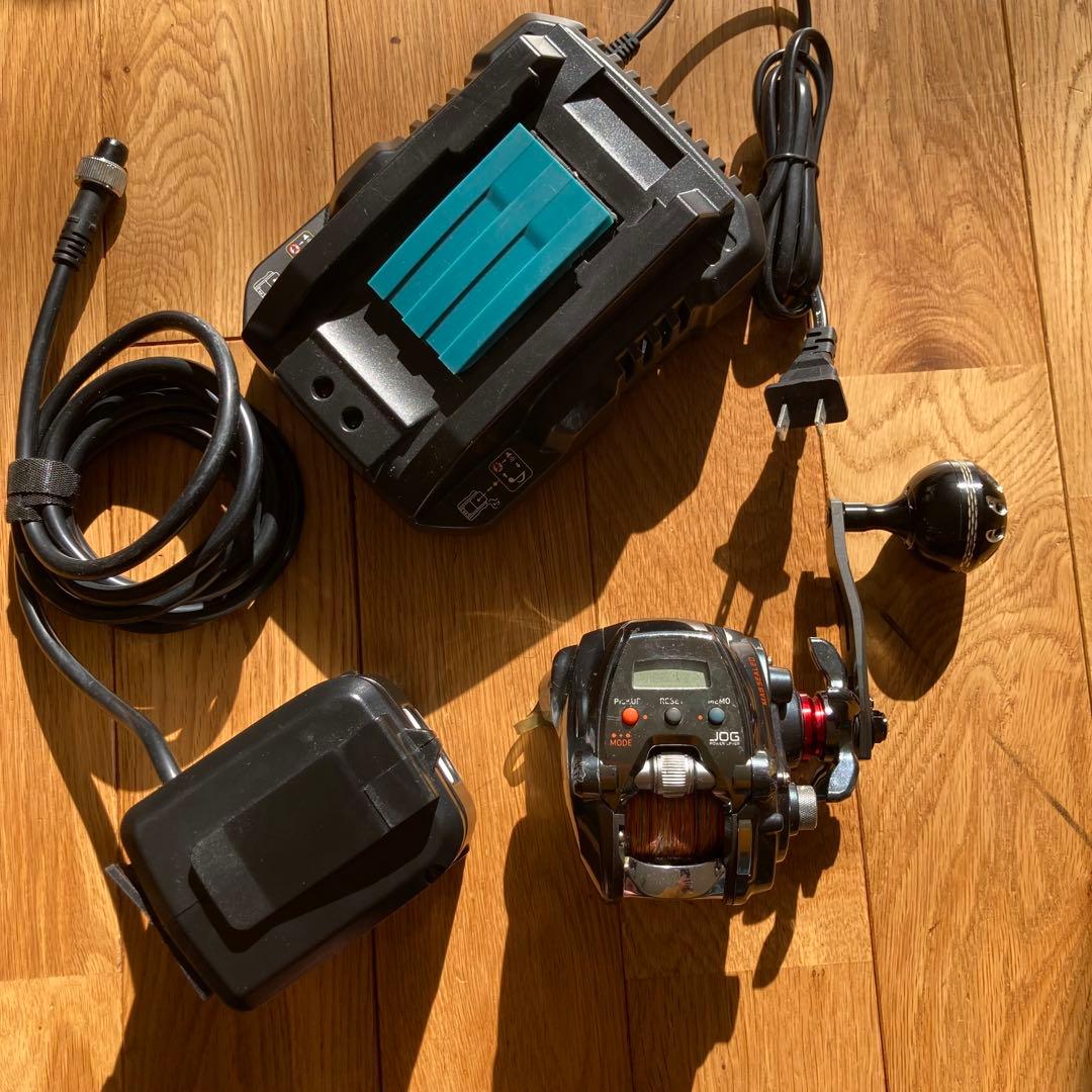 ジャンク品　電動リール　SEABORG 200J シーボーグ 充電器