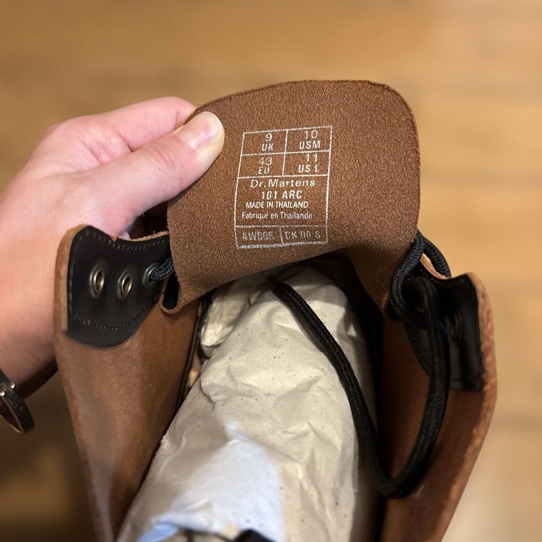 新品　Dr. Martens 101 ARCHIVE UK9