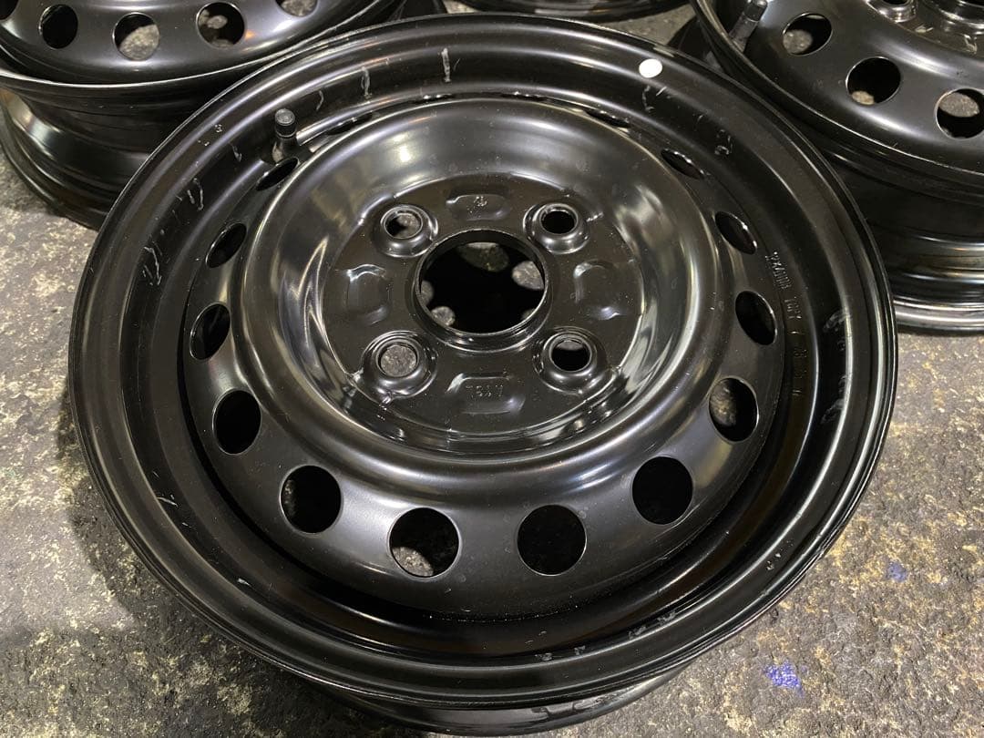 大阪 引取可 箱付 12インチ スチールホイール カバー 4本セット