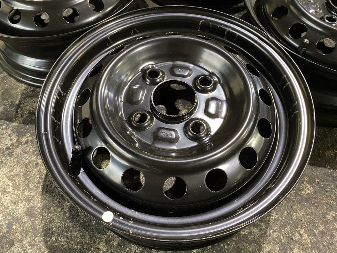 大阪 引取可 箱付 12インチ スチールホイール カバー 4本セット