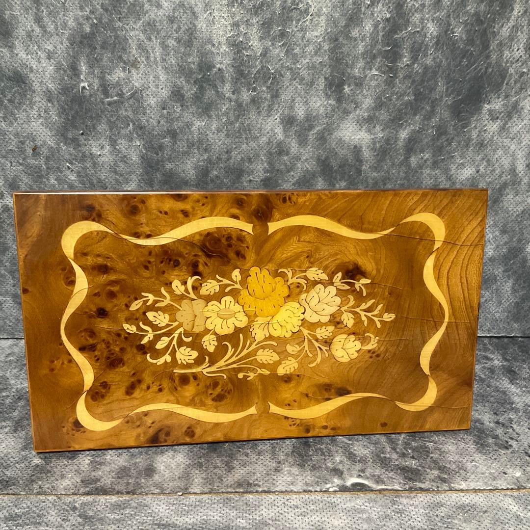 アンティーク　ジュエリーボックス　オルゴール付き