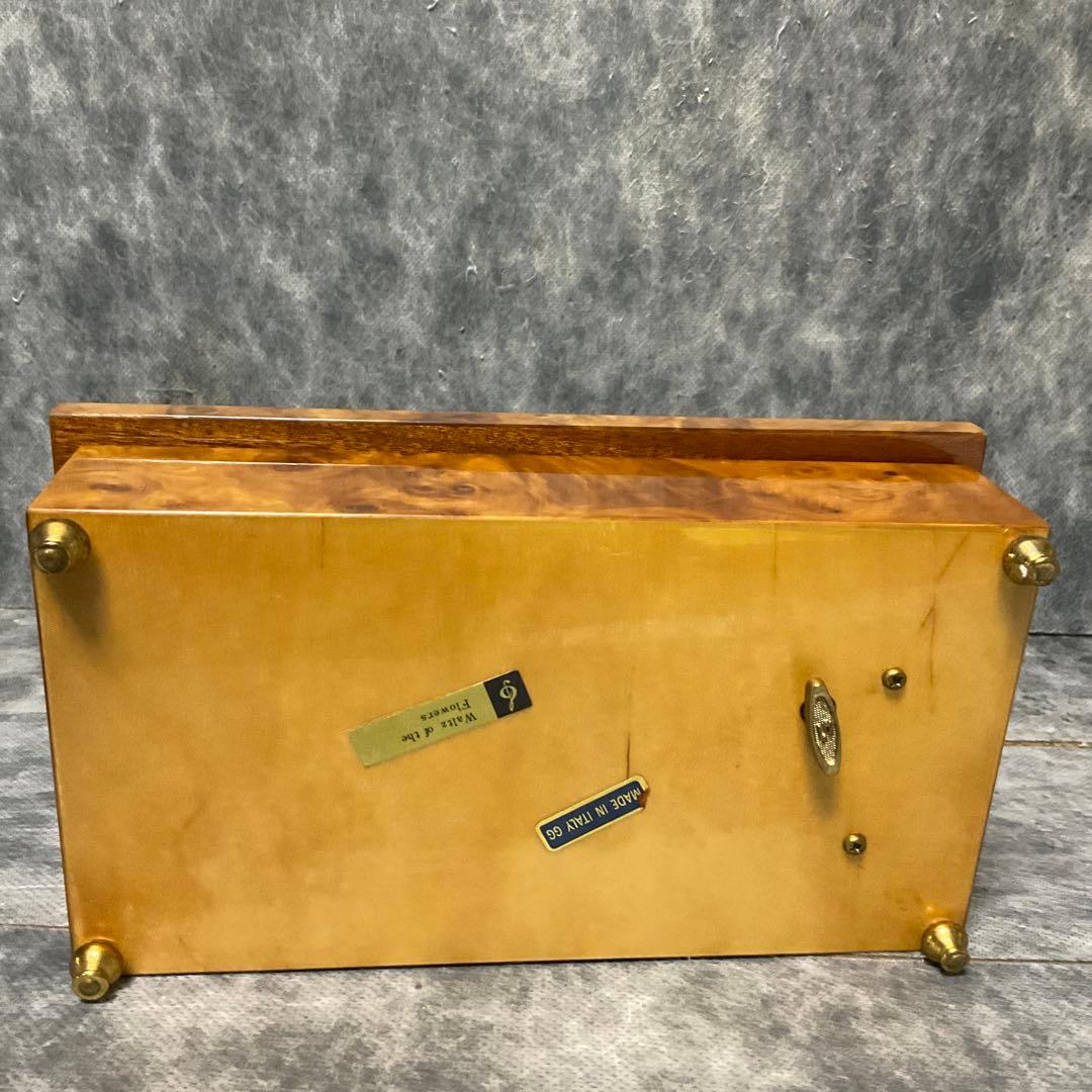 アンティーク　ジュエリーボックス　オルゴール付き