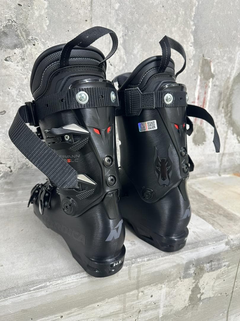 新品未使用 NORDICA Dobermann 5RD スキーブーツ 24/25