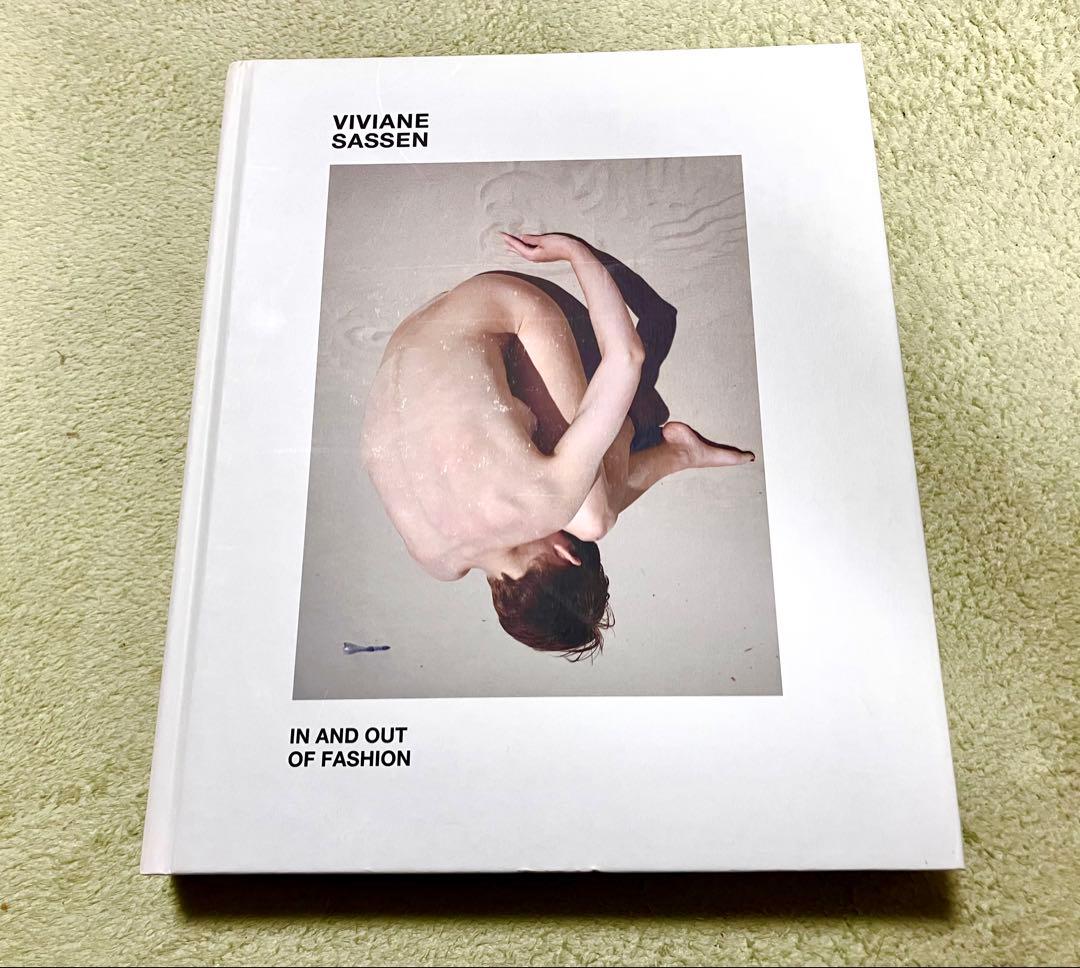 アート・デザイン・音楽 Viviane Sassen In and Out of Fashion