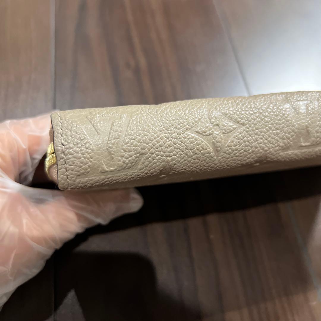 Louis Vuitton ベージュレザー長財布