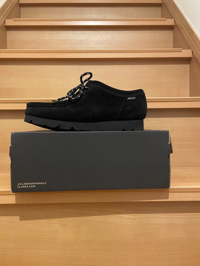 靴 clarks wallabee gtx black uk7