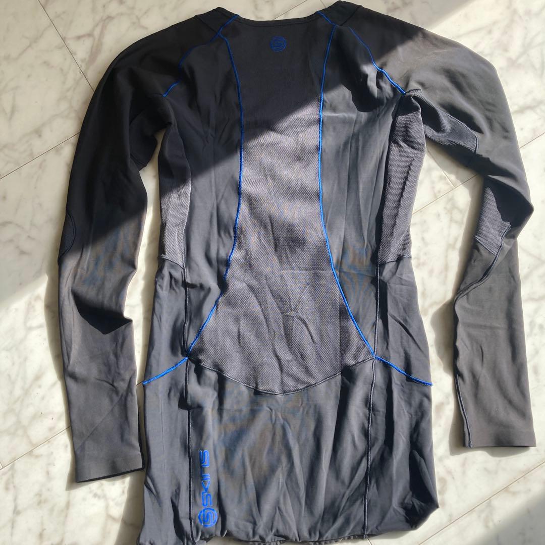 SKINS RY400 M グレー 長袖 トップス