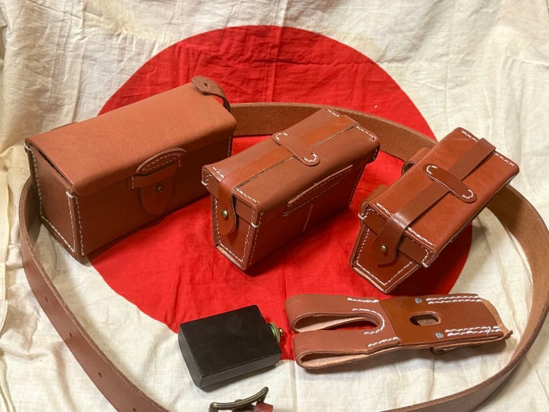 オイル缶付 日本軍弾薬盒,剣刺,帯革★海軍陸戦隊、兵士個人装備セット　複製品