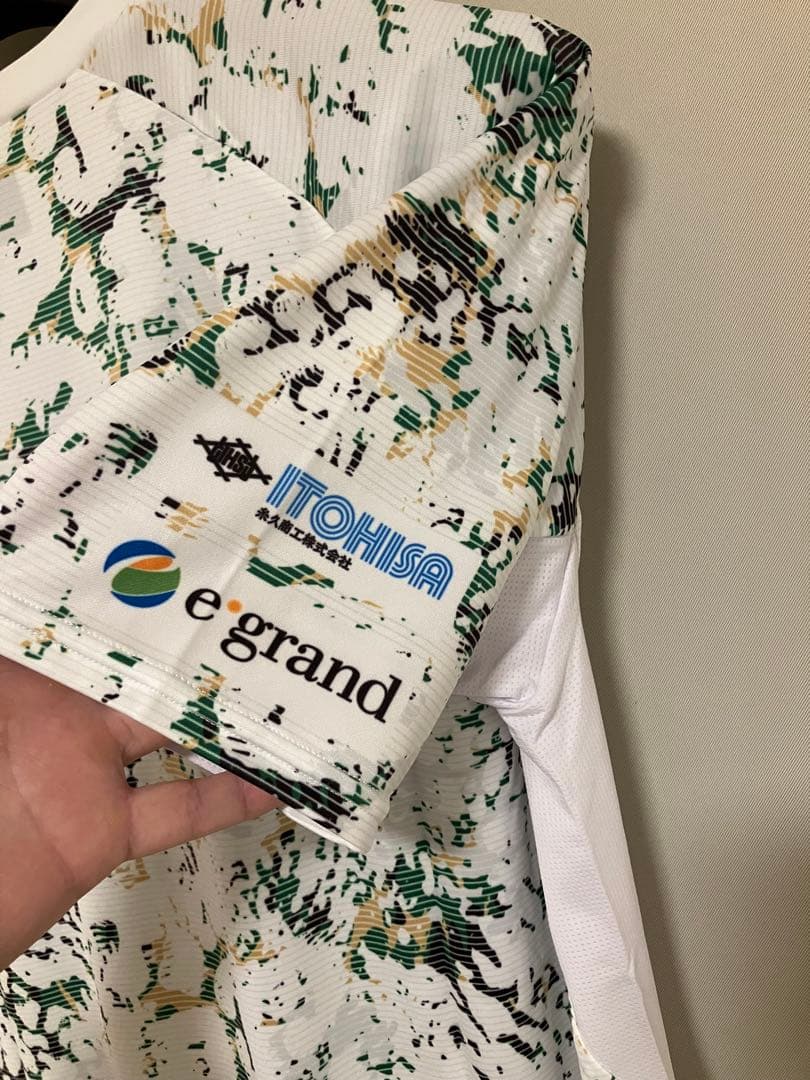 東京ヴェルディ2025年モデル　プラクティスシャツ