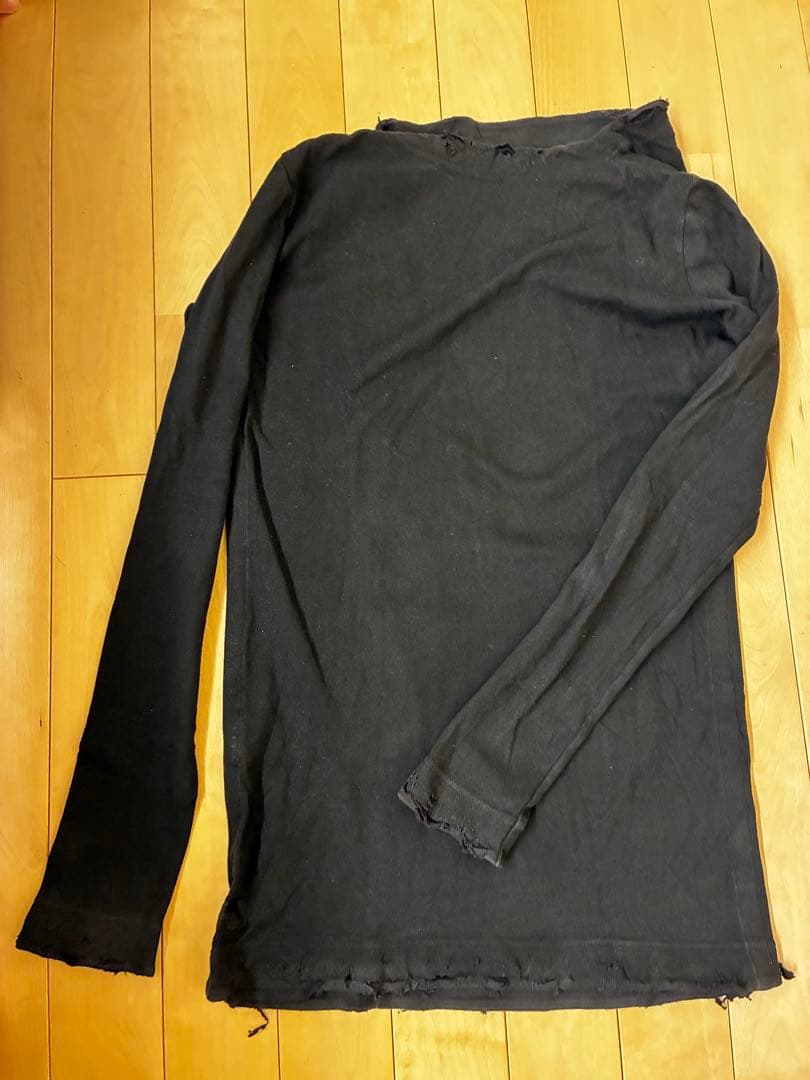 JULIUS ユリウス　ダメージ加工　ドレープロングスリーブカットソー