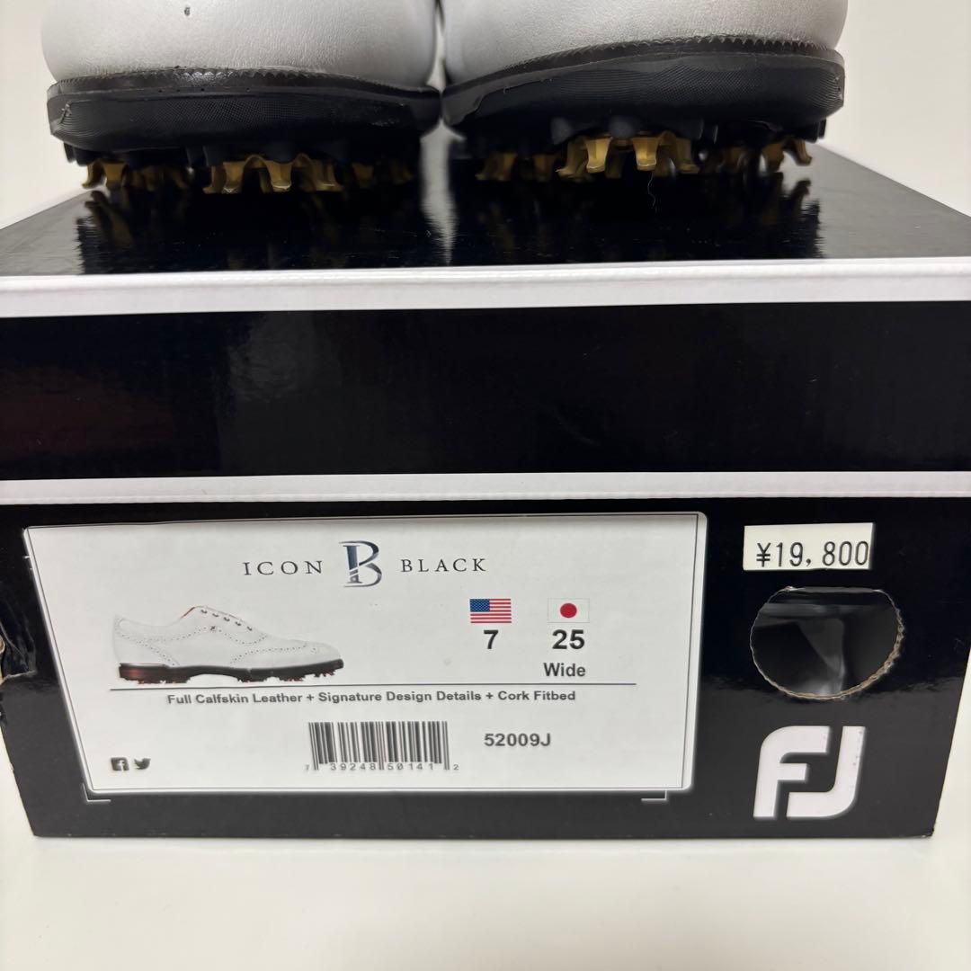 ①FJ ホワイト ゴルフシューズ ウイングtip