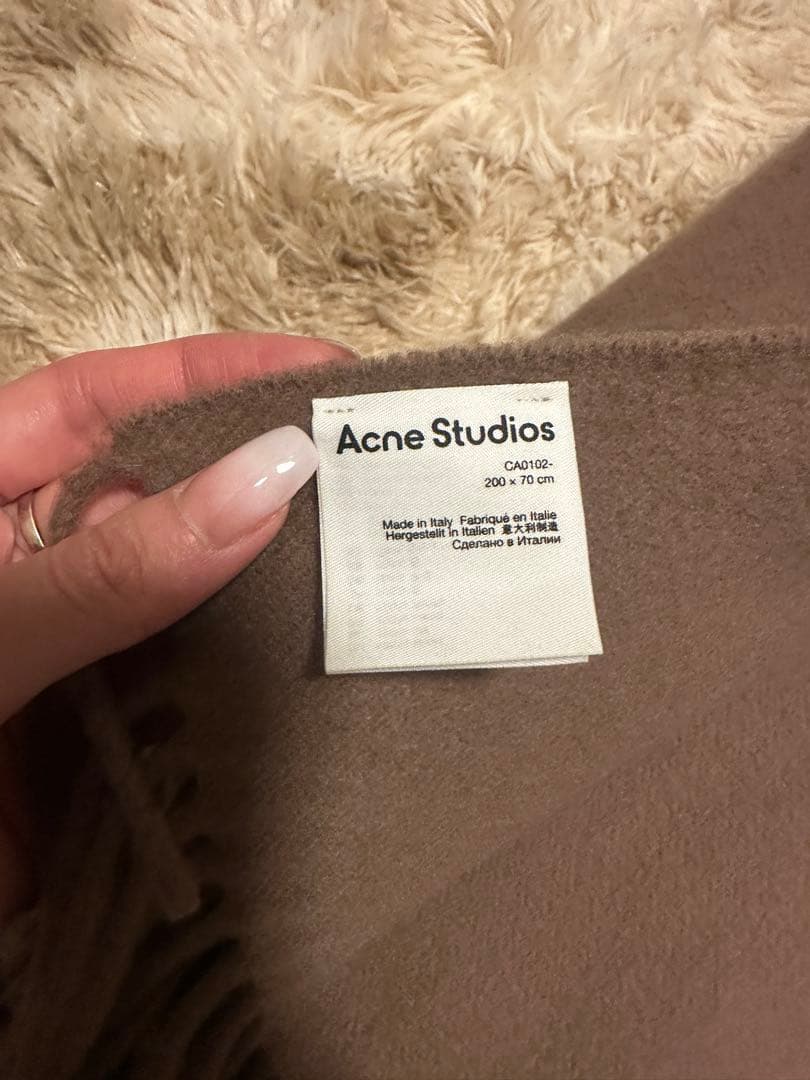 Acne Studios❤︎マフラー