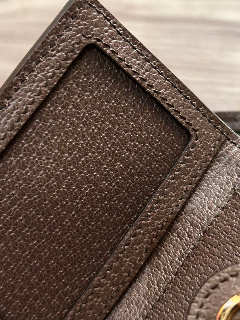 Gucci GGキャンバス スマホショルダーバッグ