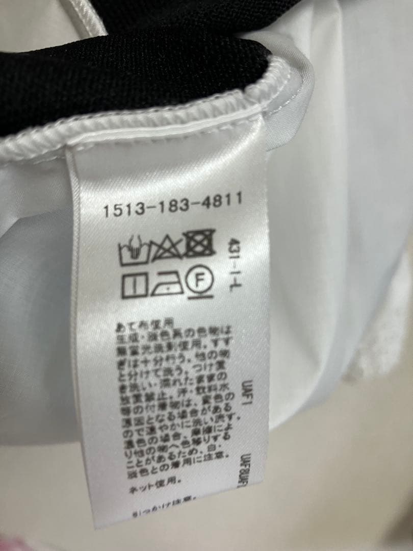 スカラップコンビスリーブプルオーバー　ブラック　白